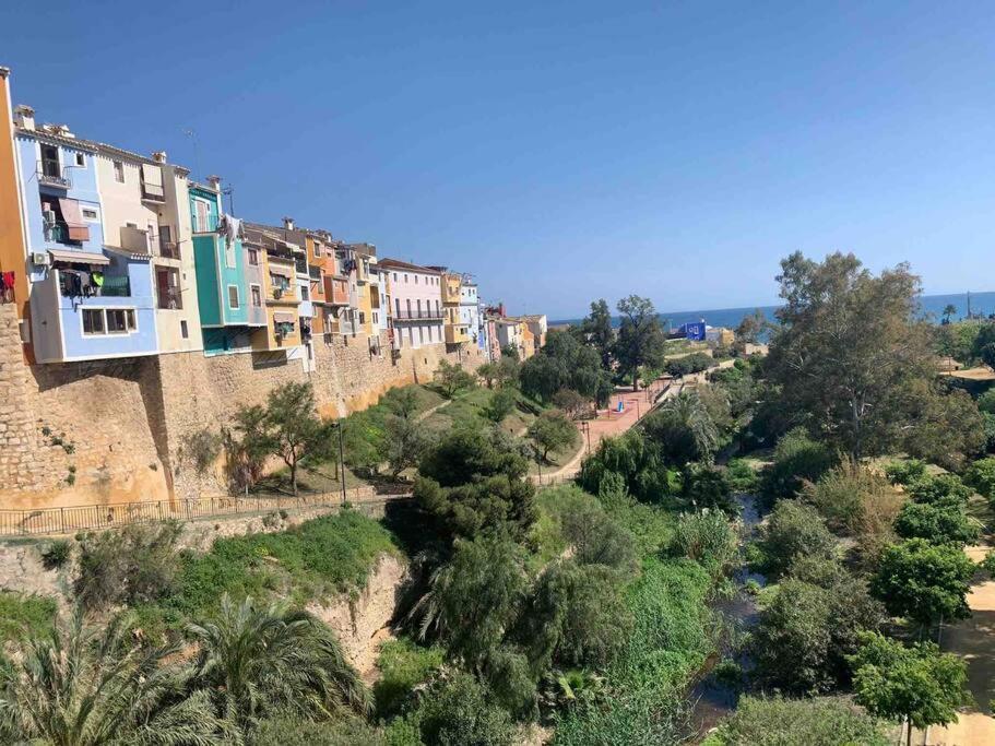 Preciosa Casa En Vilajoyosa Con Vistas Al Mar En Las Casas Colgantes Del Casco Antiguo La Vila Joiosa Extérieur photo